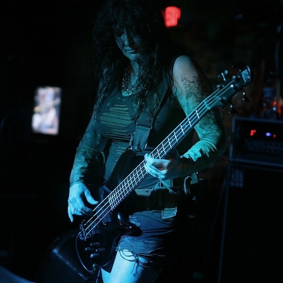 Meet your Posher, Wendi - Picture 1 of 1